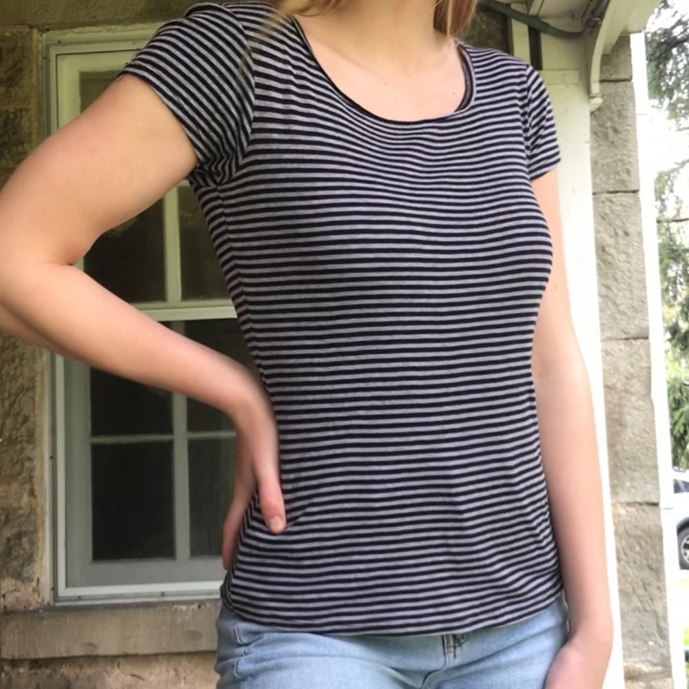 Striped Short Sleeve Top - Picture 3 of 6